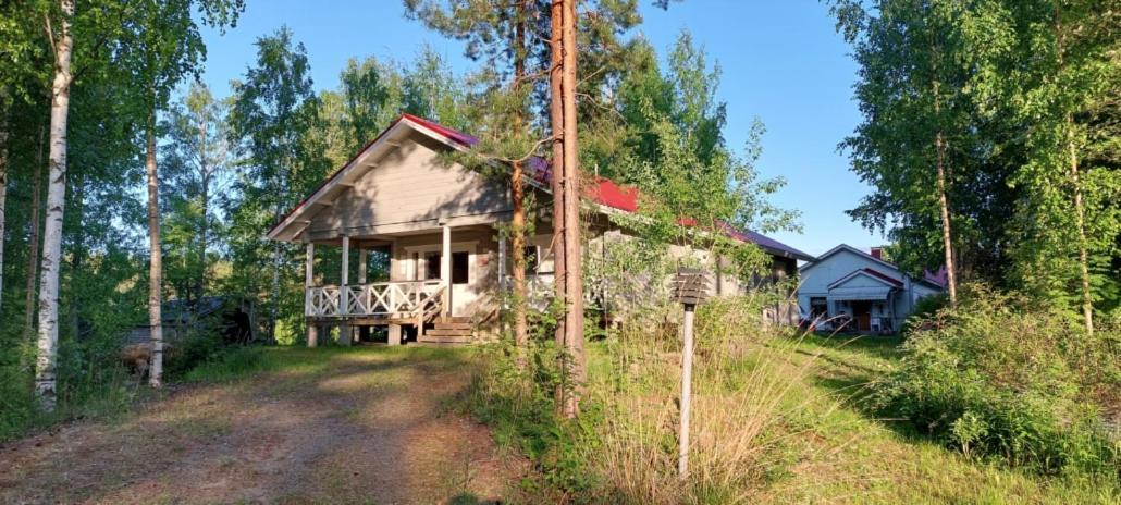 Pulla Karvisen Maatilamatkailussa Ruokola Exteriér fotografie